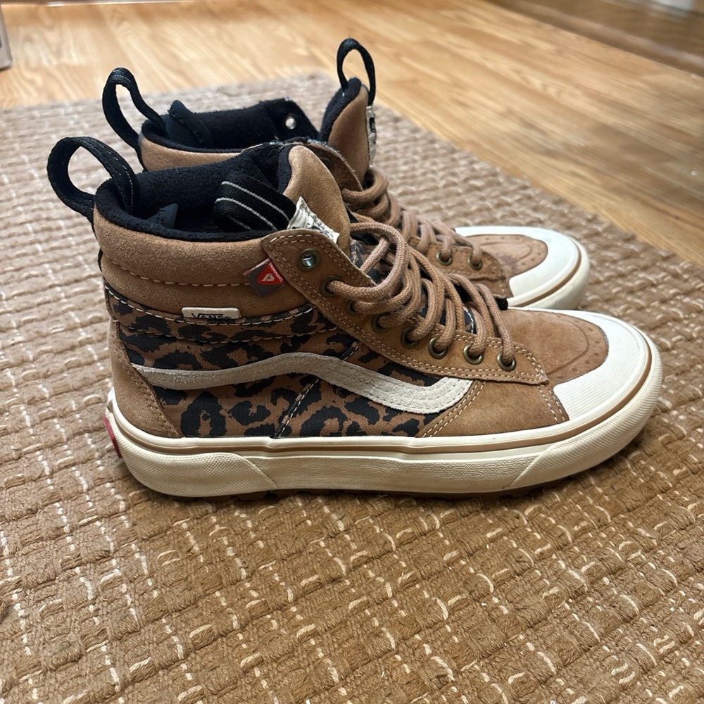 Vans MTE Brown and Black Sneakers